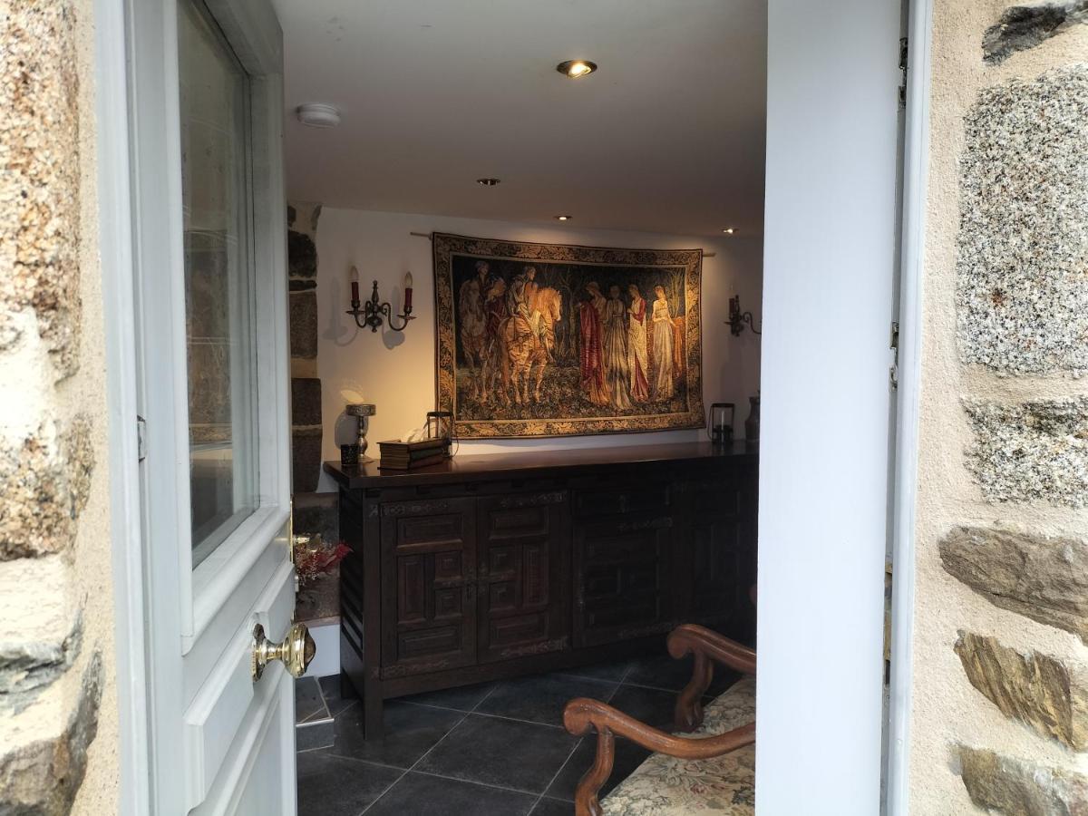 L'Escapade Medievale Fougères Eksteriør bilde